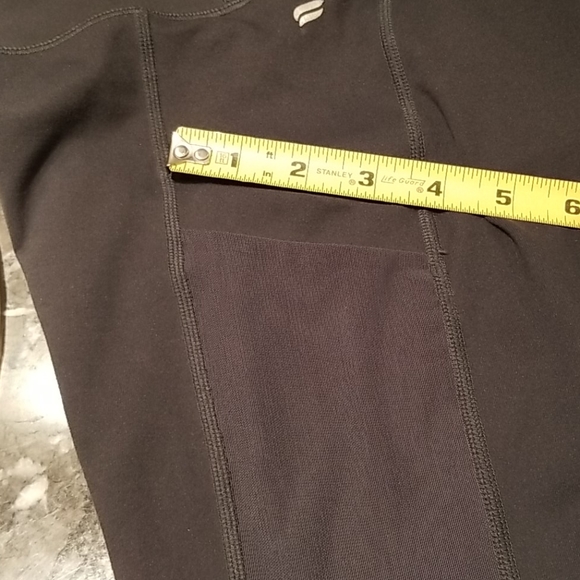 Fabletics Powerhold Leggings - Picture 10 of 11